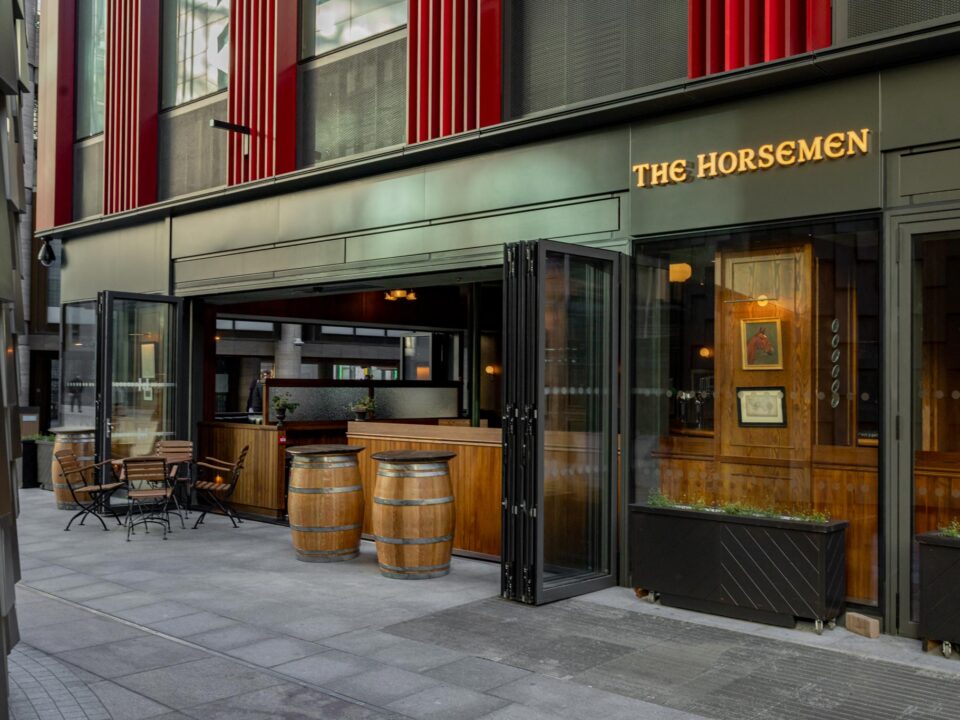 The Horsemen & Fitzgerald's, Broadgate Circle