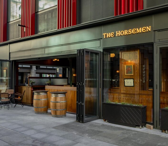 The Horsemen & Fitzgerald's, Broadgate Circle
